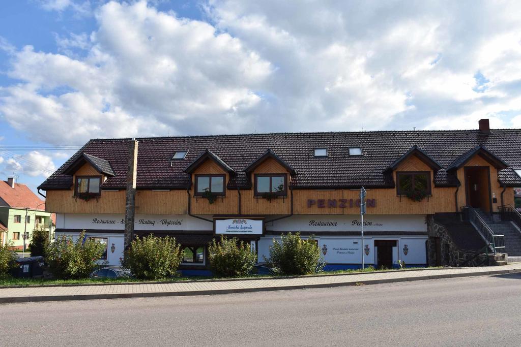 Penzion U Holuba Hradčovice Dış mekan fotoğraf